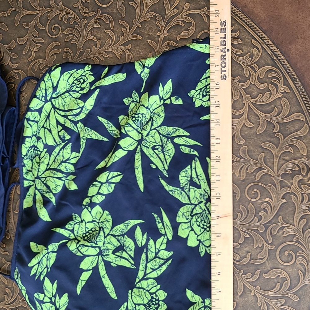 Nautica 2 piece swimsuit - Picture 9 of 10